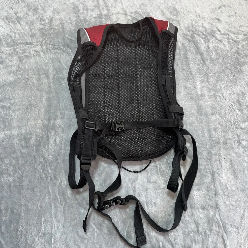 Coleman Nylon Daypack Backpack Red Small Light Adjustable Straps Hiking